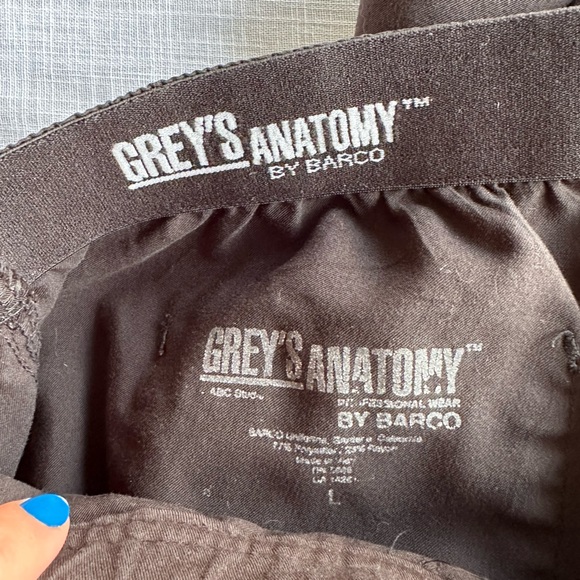 2 Pairs Grey’s Anatomy Scrub Pants Large - Picture 6 of 6